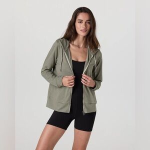 Vuori Halo Performance Hoodie 2.0